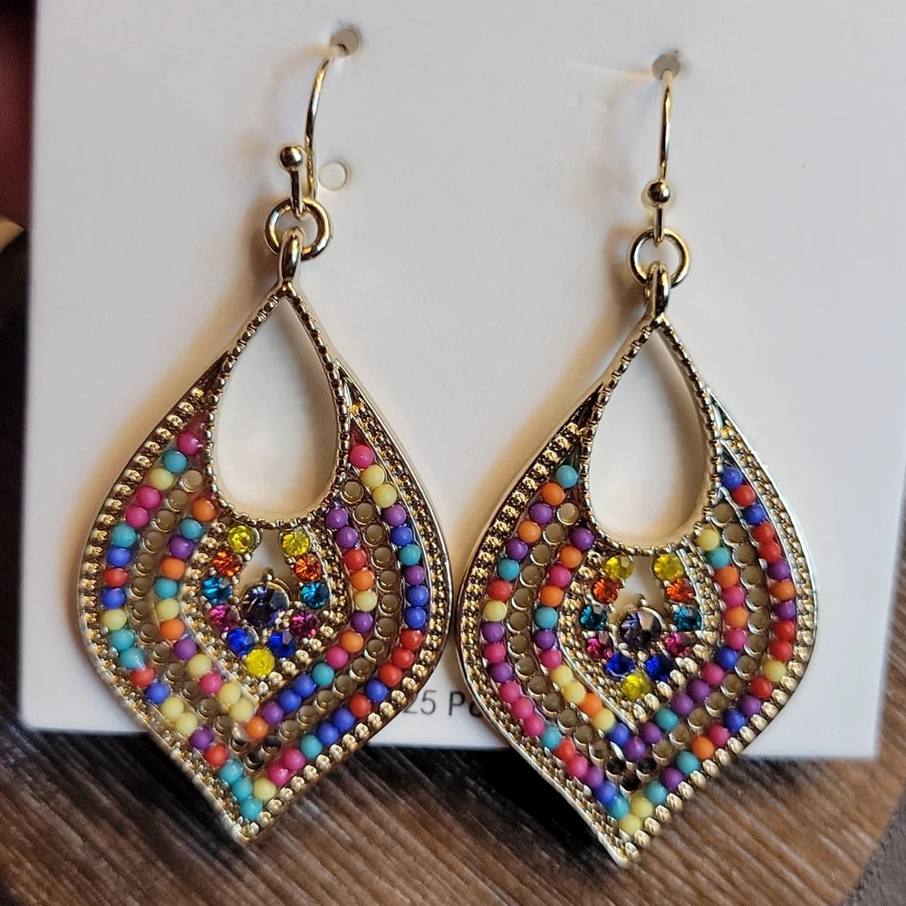 π₯LAST PAIRπ₯ 14k Gold Multicolor Beaded Chic Teardrop Dangle Earrings - Picture 2 of 5